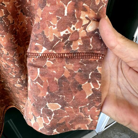 NEW Isaac Mizrahi Live! QVC Soho Printed 3/4 Sleeve Top Sz M Brown Floral Soft - Picture 2 of 6